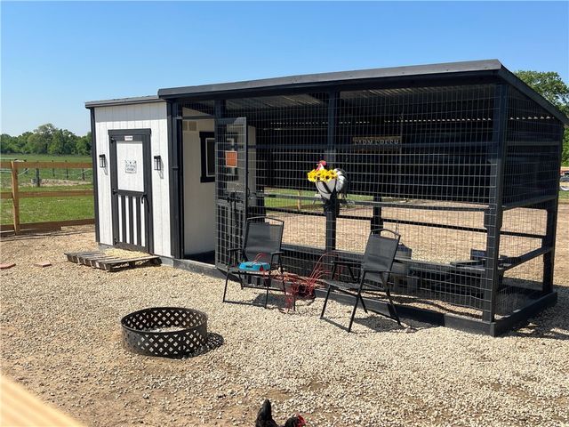 9163 North Fm 46, Franklin, TX 77856