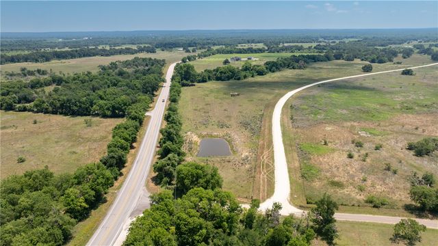 9163 North Fm 46, Franklin, TX 77856