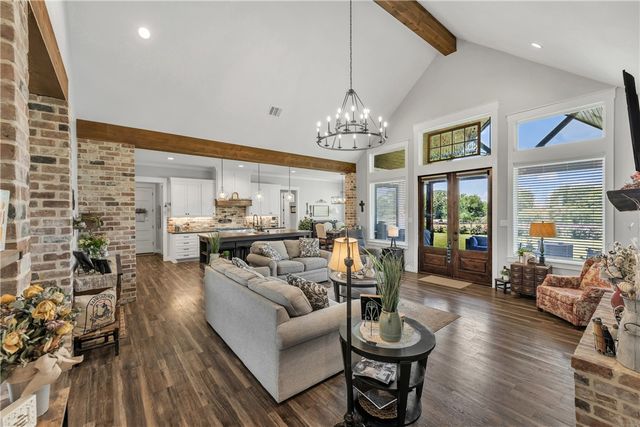 9163 North Fm 46, Franklin, TX 77856