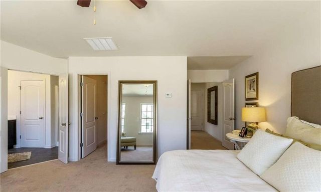 5888 Radford Loop, Fairburn, GA 30213