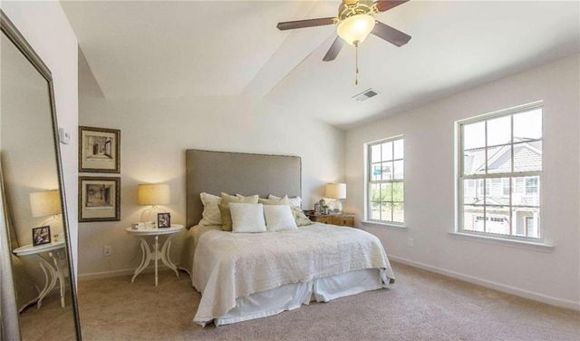 5888 Radford Loop, Fairburn, GA 30213