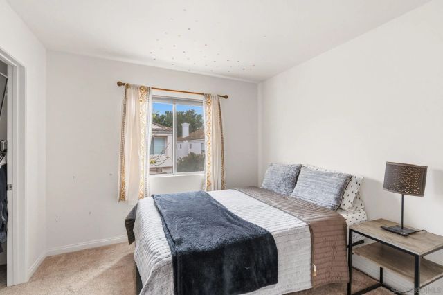 5572 Renaissance Ave. 3, San Diego, CA 92122