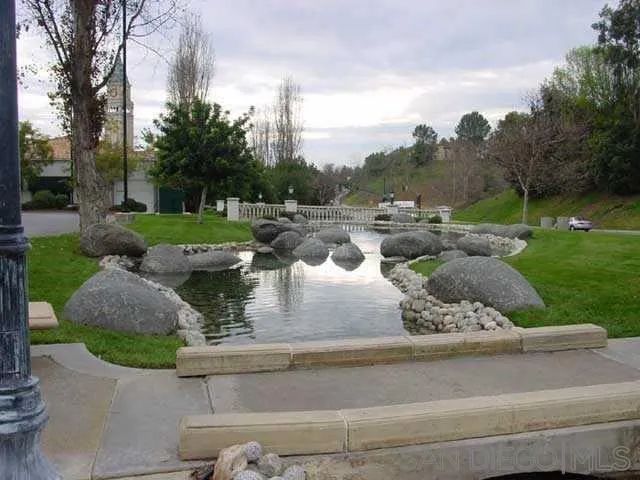 5572 Renaissance Ave. 3, San Diego, CA 92122