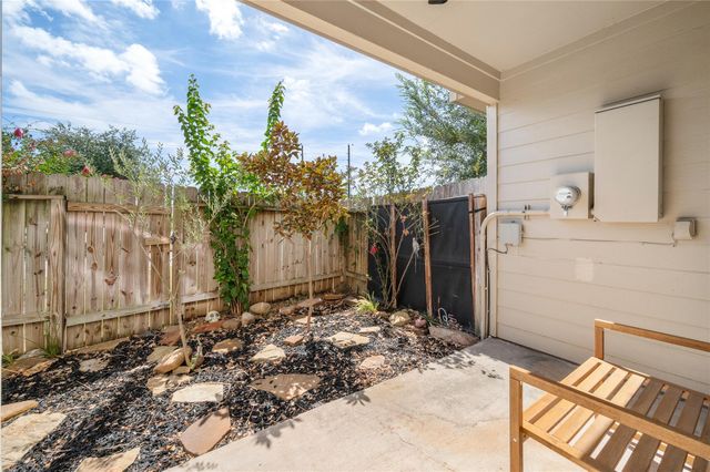 911 Fish Creek Drive, Katy, TX 77450