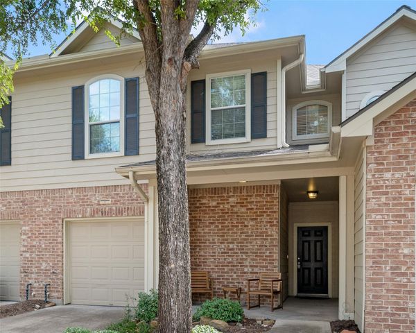 911 Fish Creek Drive, Katy, TX 77450