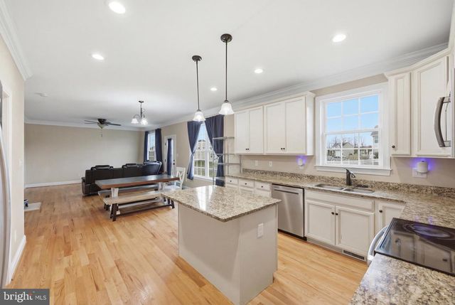 15 BRANSON CT, Inwood, WV 25428