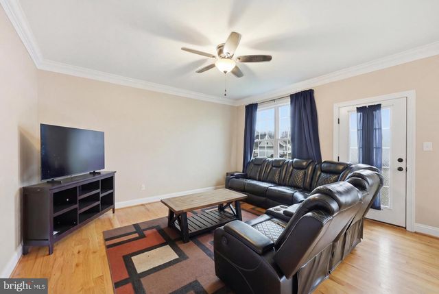 15 BRANSON CT, Inwood, WV 25428