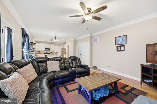 15 BRANSON CT, Inwood, WV 25428