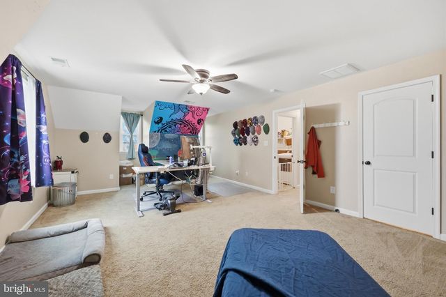 15 BRANSON CT, Inwood, WV 25428