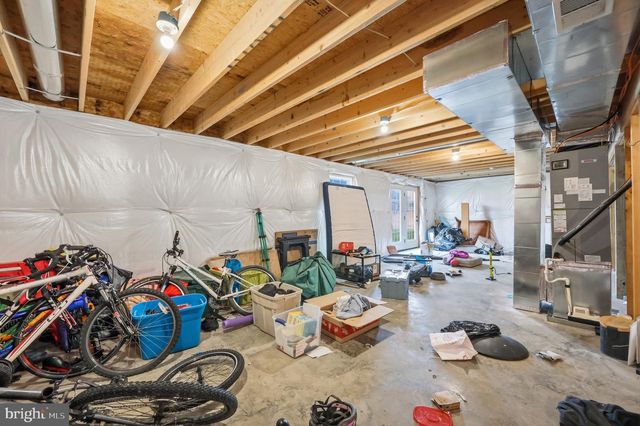 15 BRANSON CT, Inwood, WV 25428