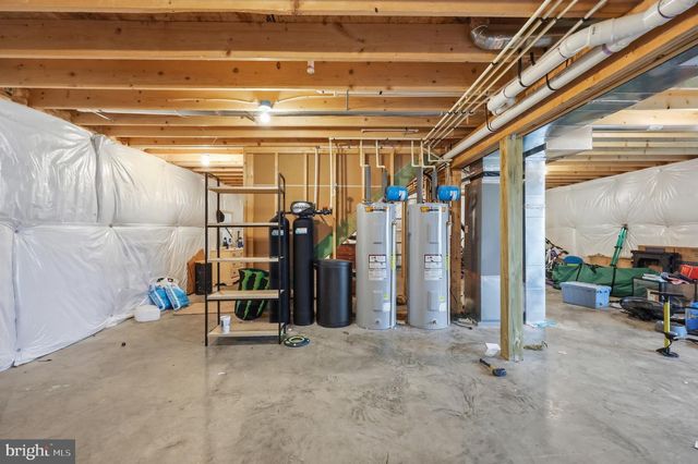 15 BRANSON CT, Inwood, WV 25428