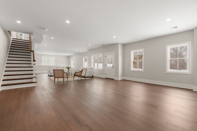 11 Wyndemere Lane, Natick, MA 01760