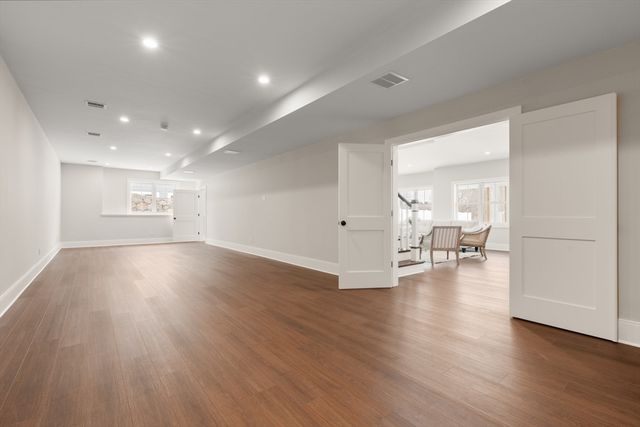 11 Wyndemere Lane, Natick, MA 01760