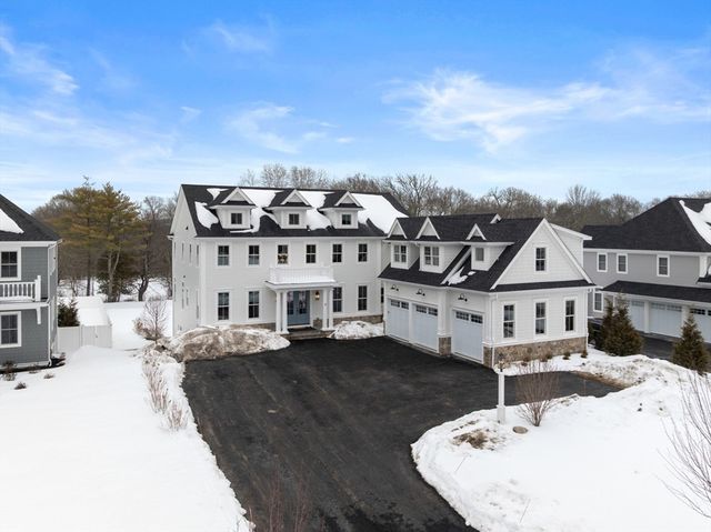 11 Wyndemere Lane, Natick, MA 01760