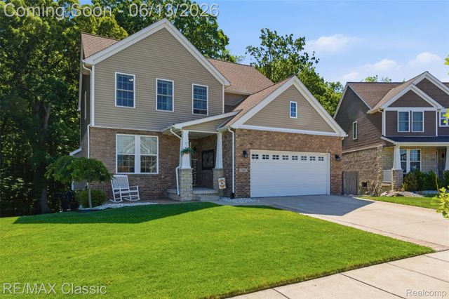 7946 Russell Drive, Westland, MI 48185