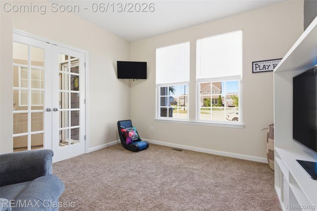 7946 Russell Drive, Westland, MI 48185