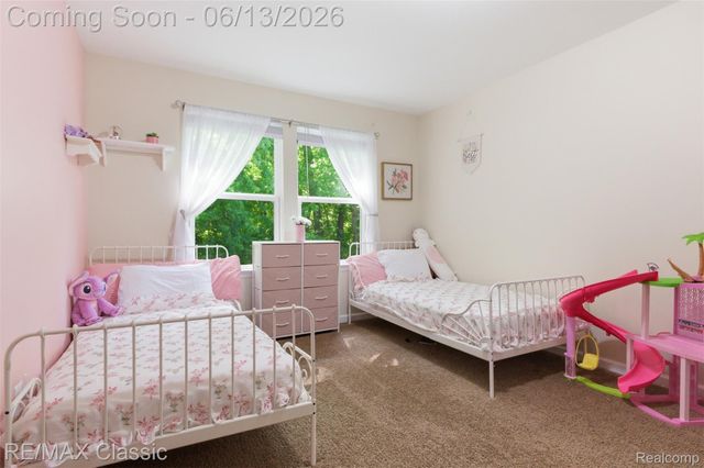 7946 Russell Drive, Westland, MI 48185