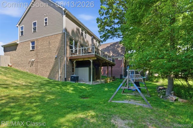 7946 Russell Drive, Westland, MI 48185