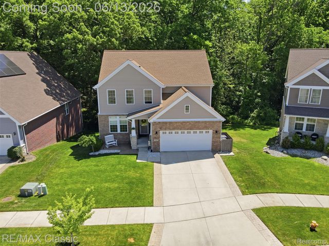 7946 Russell Drive, Westland, MI 48185