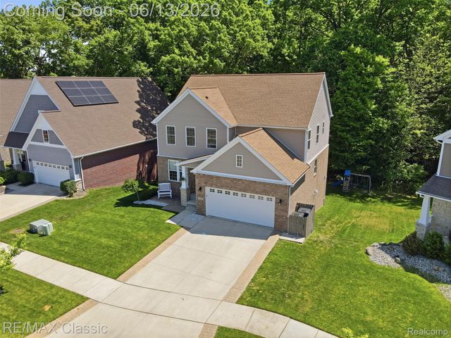 7946 Russell Drive, Westland, MI 48185