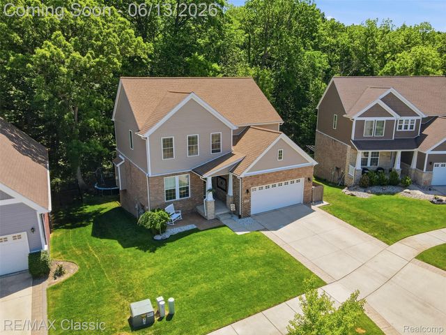 7946 Russell Drive, Westland, MI 48185