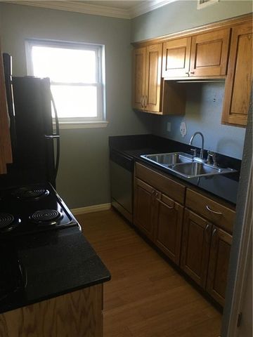 900 S Lamar BLVD 303, Austin, TX 78704