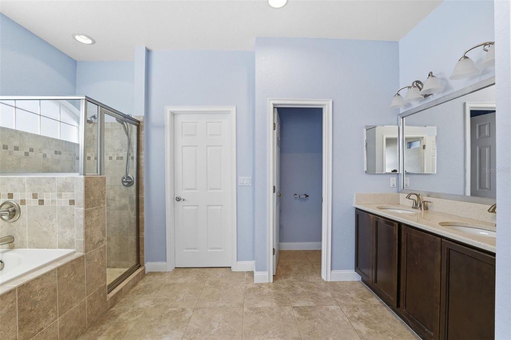 Image 17 of property listing at 2822 SEYMORE STREET, Lakeland, FL 33813