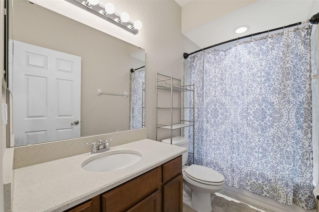 Image 23 of property listing at 2822 SEYMORE STREET, Lakeland, FL 33813