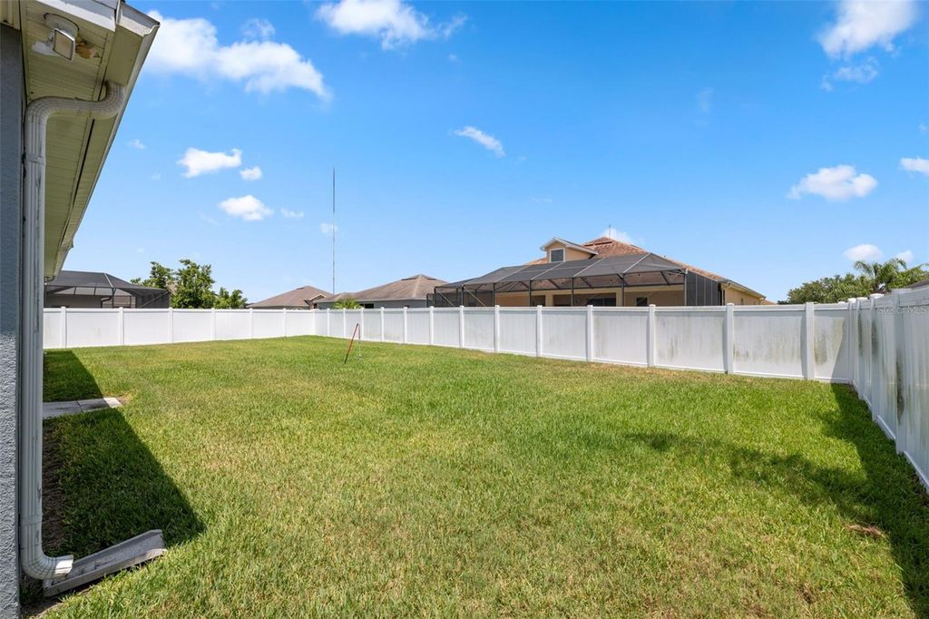 Image 27 of property listing at 2822 SEYMORE STREET, Lakeland, FL 33813