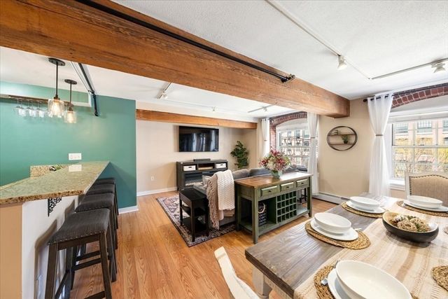 240 Jackson St 314, Lowell, MA 01852
