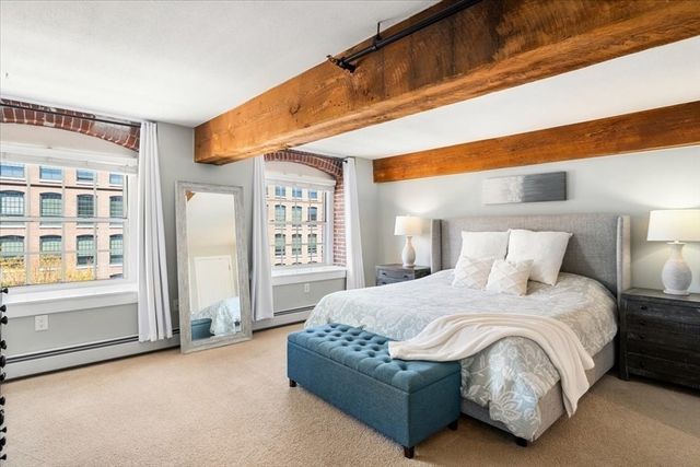 240 Jackson St 314, Lowell, MA 01852