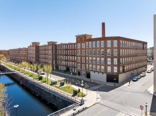 240 Jackson St 314, Lowell, MA 01852
