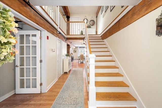 240 Jackson St 314, Lowell, MA 01852