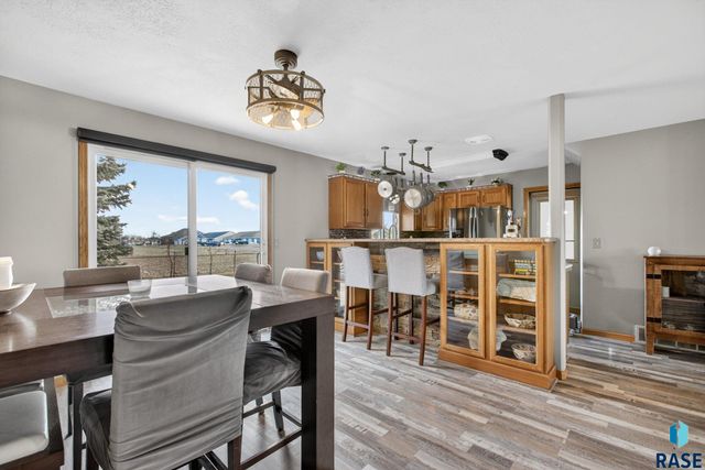 900 N James Ave Avenue, Tea, SD 57064