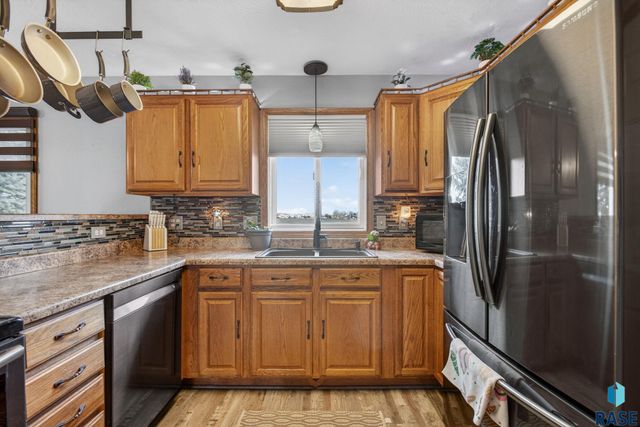 900 N James Ave Avenue, Tea, SD 57064