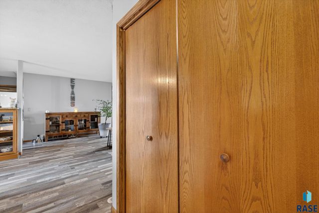 900 N James Ave Avenue, Tea, SD 57064