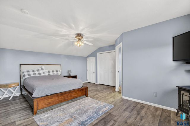 900 N James Ave Avenue, Tea, SD 57064