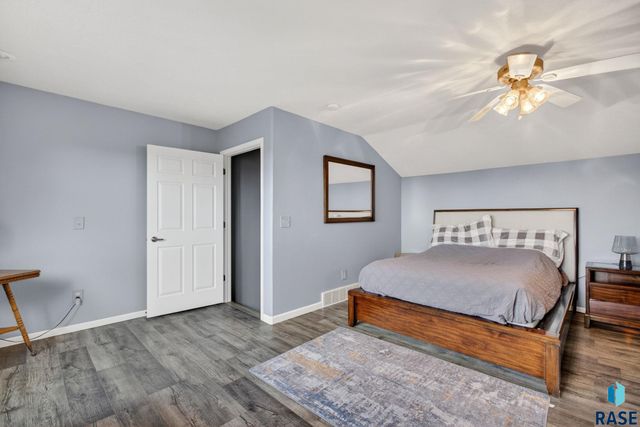 900 N James Ave Avenue, Tea, SD 57064