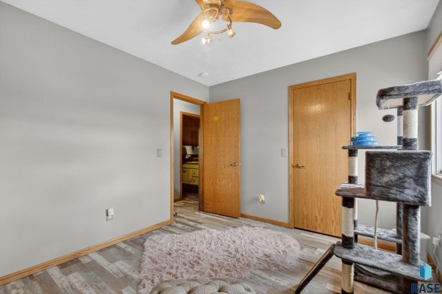 900 N James Ave Avenue, Tea, SD 57064