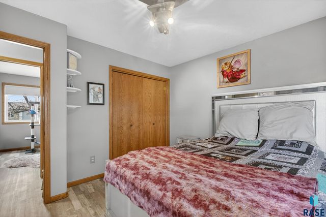 900 N James Ave Avenue, Tea, SD 57064