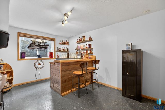 900 N James Ave Avenue, Tea, SD 57064