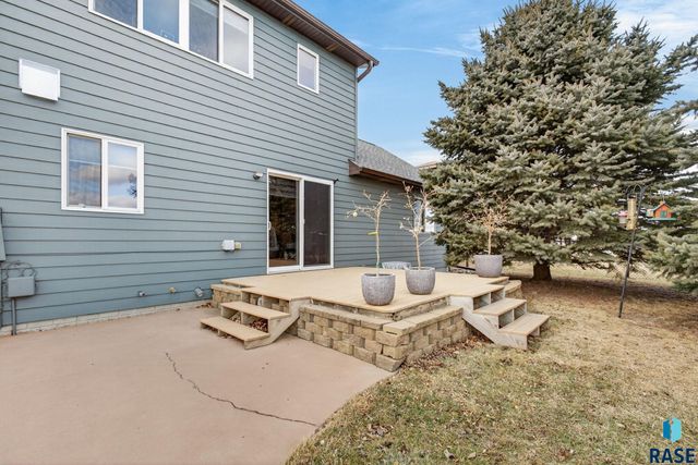 900 N James Ave Avenue, Tea, SD 57064