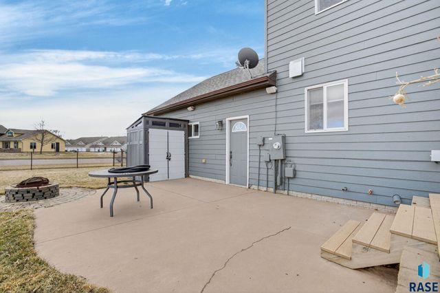 900 N James Ave Avenue, Tea, SD 57064