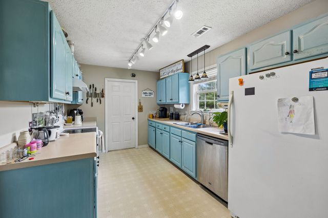 3384 Maxie Jones Rd, Springfield, TN 37172