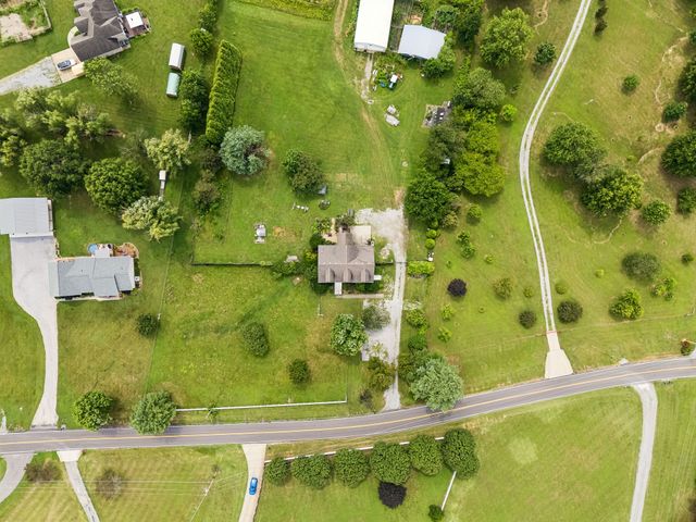 3384 Maxie Jones Rd, Springfield, TN 37172