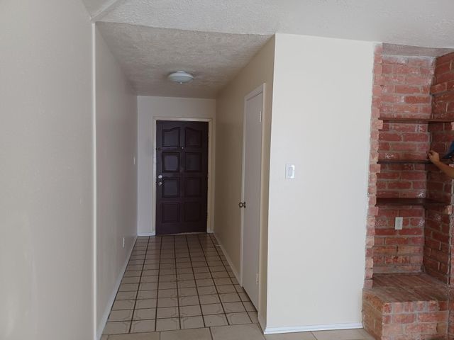 9903 Kent Towne Lane, Sugar Land, TX 77498