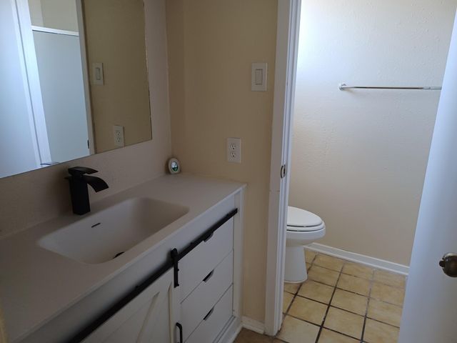 9903 Kent Towne Lane, Sugar Land, TX 77498