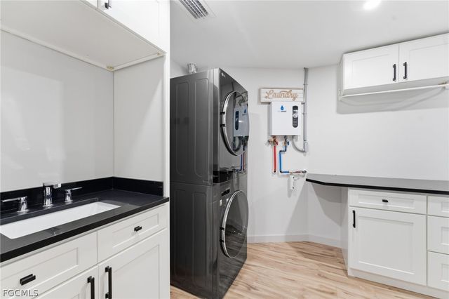 13101 Idylwild RD, Fort Myers, FL 33905