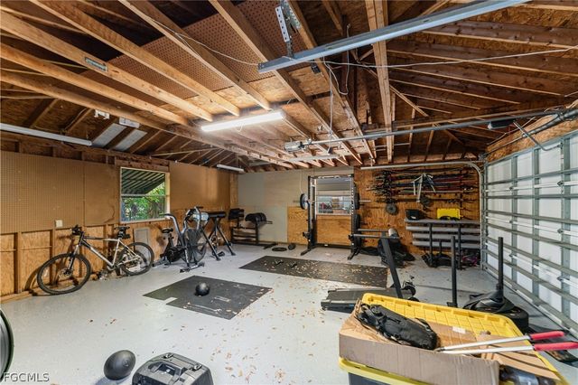 13101 Idylwild RD, Fort Myers, FL 33905