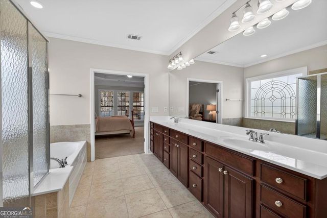 1010 Overlook Cove, Greensboro, GA 30642